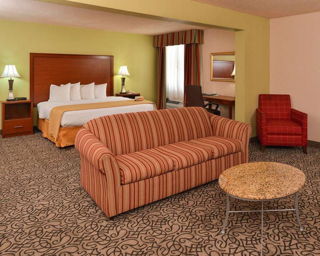 Quality Inn Trinidad Rum bild